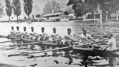 AIF number 1 crew on Thames