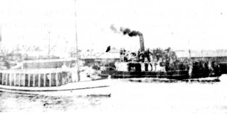 Steamers follwong races at Port Adelaide