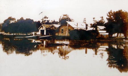 sheds and rowing on Lake Weeroona