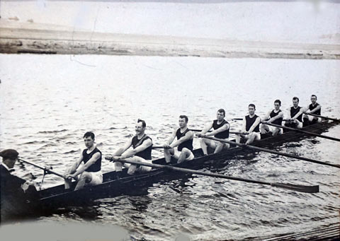 1911 Junior Eight Henley