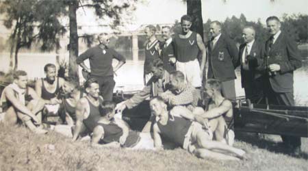 1928 Victorian Crew at Penrith