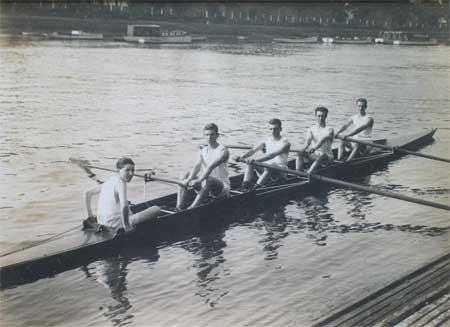 1923 Lightweight Maiden Four