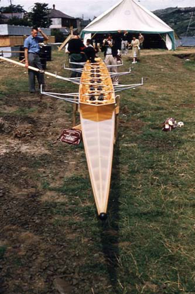 1958e M8 rowingCamp