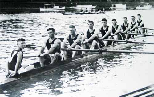 Victorian men's eight