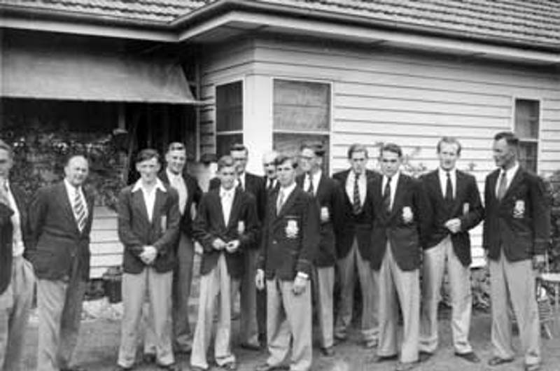 1951-Vic-team-Brisbane