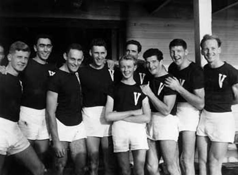 1956-Vic-8-after-win