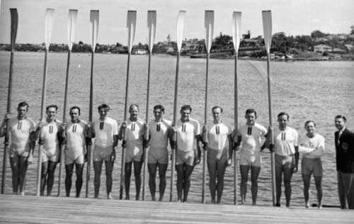 1952 M8 Squad
