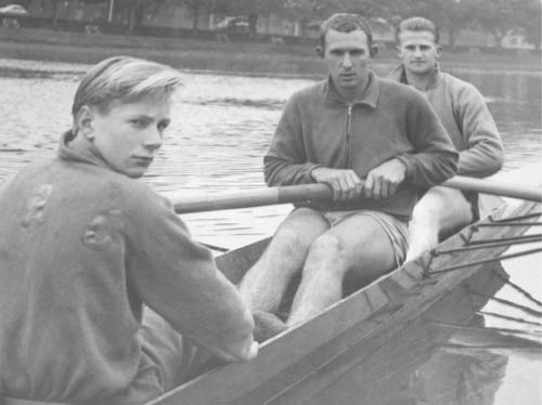 1964 M2coxed 01