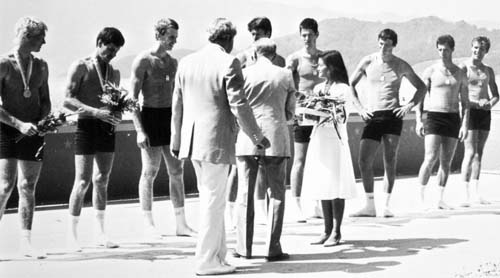 men's eight medal presentation