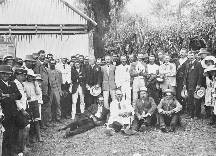 1911 Jubilee Regatta crowd