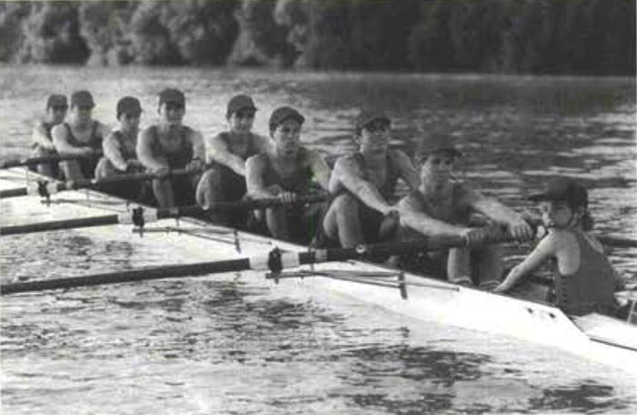 Gregory Terrace Under 16 First VIII