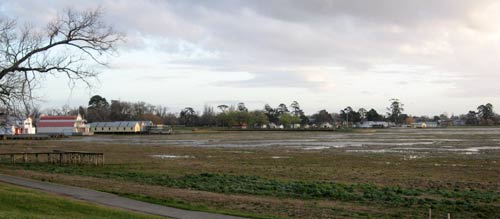 Lake Wendouree in October 2009