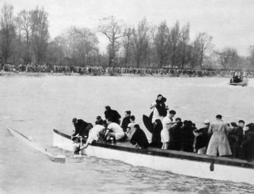 1951 - Oxford after sinking