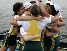 2005-Women's Eight after winning gold